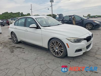 Czwarte zdjęcie samochodu z boku: 2015 BMW 335 I VIN:WBA3A9C51FF686624 - miniatura