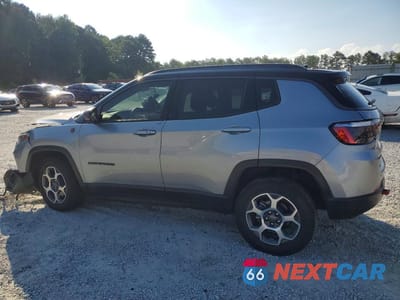 Drugie zdjęcie samochodu z przodu: 2022 JEEP COMPASS TRAILHAWK VIN:3C4NJDDB1NT108742 - miniatura