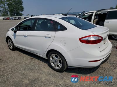 Drugie zdjęcie samochodu z przodu: 2015 FORD FIESTA SE VIN:3FADP4BJ5FM225536 - miniatura