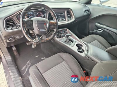 Zdjęcie 8 z 12 samochodu: 2020 DODGE CHALLENGER SXT VIN:2C3CDZAG9LH113015 - miniatura
