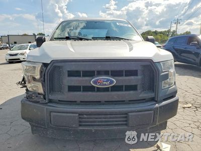 Piąte zdjęcie samochodu w środku: 2017 FORD F150 SUPER CAB VIN:1FTEX1C81HKE24845 - miniatura