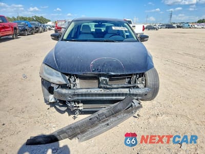 Piąte zdjęcie samochodu w środku: 2016 VOLKSWAGEN JETTA SEL VIN:3VWL07AJ9GM238088 - miniatura
