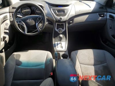 Zdjęcie 8 z 12 samochodu: 2011 HYUNDAI ELANTRA GLS VIN:KMHDH4AE9BU122651 - miniatura