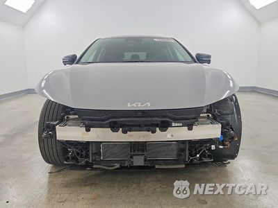Piąte zdjęcie samochodu w środku: 2025 KIA EV6 WIND VIN:5XYC34JA0SG013783 - miniatura