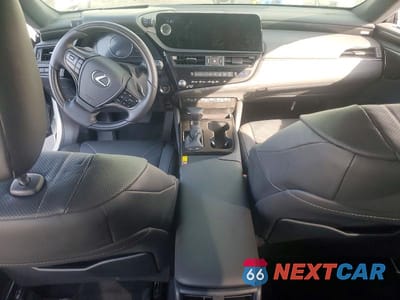 Zdjęcie 8 z 12 samochodu: 2025 LEXUS ES 300H LUXURY VIN:58AEA1C13SU076597 - miniatura