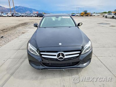 Piąte zdjęcie samochodu w środku: 2015 MERCEDES-BENZ C 300 4MATIC VIN:55SWF4KB6FU029221 - miniatura