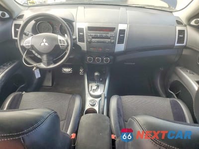 Zdjęcie 8 z 13 samochodu: 2011 MITSUBISHI OUTLANDER GT VIN:JA4JT5AXXBU007788 - miniatura