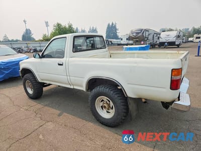 Drugie zdjęcie samochodu z przodu: 1991 TOYOTA PICKUP DELUXE VIN:JT4RN01P8M0010561 - miniatura