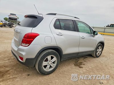 Trzecie zdjęcie samochodu z tyłu: 2018 CHEVROLET TRAX 1LT VIN:KL7CJLSB5JB685125 - miniatura