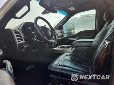 Zdjęcie 7 z 13 samochodu: 2019 FORD F450 SUPER DUTY VIN:1FT8W4DT0KED25427 - miniatura
