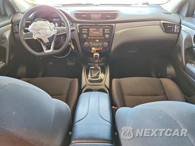 Zdjęcie 8 z 13 samochodu: 2017 NISSAN ROGUE SPORT S VIN:JN1BJ1CP5HW018591 - miniatura