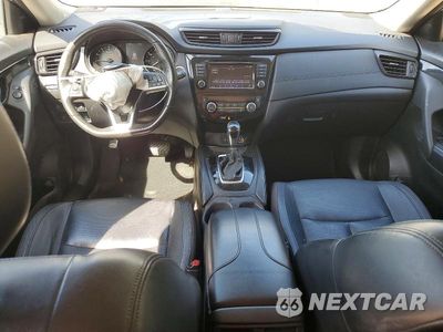 Zdjęcie 8 z 13 samochodu: 2018 NISSAN ROGUE SL VIN:JN8AT2MT1JW466356 - miniatura