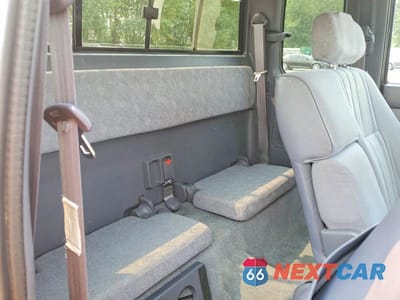 Zdjęcie 10 z 13 samochodu: 2000 TOYOTA TACOMA BASE VIN:4TAVL52N7YZ642690 - miniatura