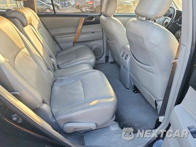 Zdjęcie 11 z 13 samochodu: 2009 TOYOTA HIGHLANDER HYBRID VIN:JTEEW41A392037074 - miniatura