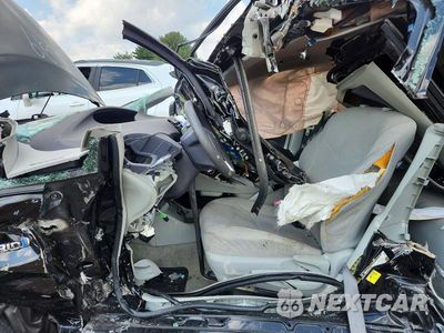 Zdjęcie 7 z 13 samochodu: 2011 TOYOTA PRIUS THREE VIN:JTDKN3DU5B1415529 - miniatura