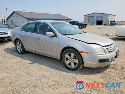 Czwarte zdjęcie samochodu z boku: 2008 FORD FUSION SE VIN:3FAHP07Z88R232978 - miniatura