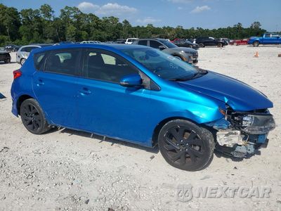 Czwarte zdjęcie samochodu z boku: 2017 TOYOTA COROLLA IM BASE VIN:JTNKARJE0HJ551292 - miniatura