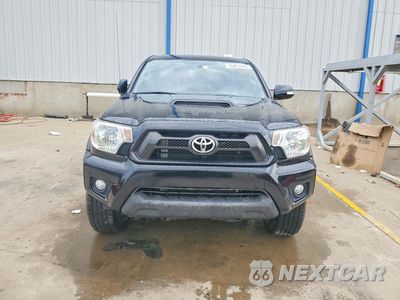 Piąte zdjęcie samochodu w środku: 2014 TOYOTA TACOMA V6 VIN:5TFUU4EN2EX096522 - miniatura
