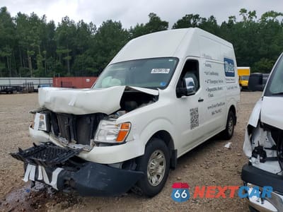 2015 NISSAN NV 3500 HD SV 1N6AF0LY7FN807452 - główne zdjęcie licytacji z USA - miniatura