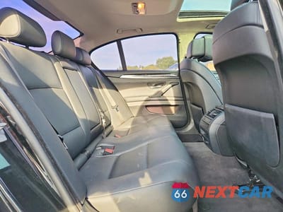 Zdjęcie 10 z 12 samochodu: 2013 BMW 535 XI VIN:WBAFU7C51DDU71469 - miniatura