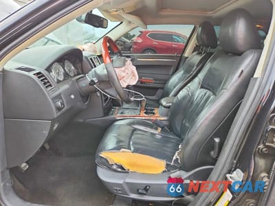 Zdjęcie 7 z 12 samochodu: 2008 CHRYSLER 300C VIN:2C3LA63H08H217218 - miniatura