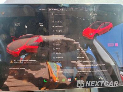 Zdjęcie 9 z 13 samochodu: 2022 TESLA MODEL Y VIN:7SAYGDEE8NF325940 - miniatura