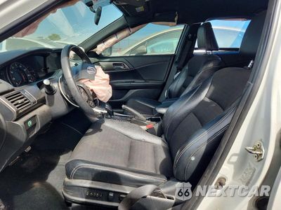 Zdjęcie 7 z 13 samochodu: 2016 HONDA ACCORD SPORT VIN:1HGCR2F58GA017782 - miniatura