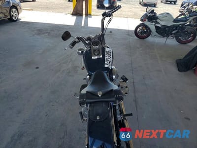 Zdjęcie 6 z 9 samochodu: 2004 HARLEY-DAVIDSON FLSTCI VIN:1HD1BWB124Y010316 - miniatura