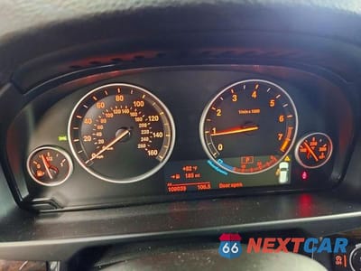 Zdjęcie 9 z 13 samochodu: 2015 BMW X5 XDRIVE35I VIN:5UXKR0C56F0P06984 - miniatura