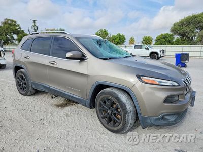 Czwarte zdjęcie samochodu z boku: 2017 JEEP CHEROKEE LATITUDE VIN:1C4PJLCB5HW667696 - miniatura