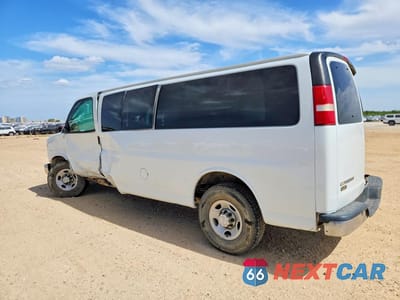 Drugie zdjęcie samochodu z przodu: 2019 CHEVROLET EXPRESS G3500 LT VIN:1GAZGPFG9K1220257 - miniatura
