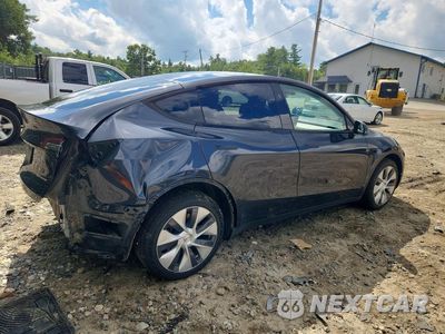 Trzecie zdjęcie samochodu z tyłu: 2024 TESLA MODEL Y VIN:7SAYGDEE5RF991935 - miniatura