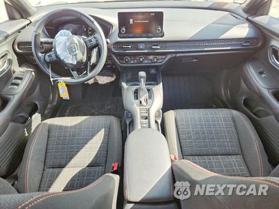 Zdjęcie 8 z 13 samochodu: 2025 HONDA HR-V SPORT VIN:3CZRZ2H53SM775556 - miniatura