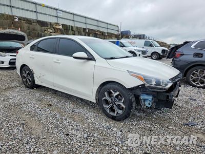 Czwarte zdjęcie samochodu z boku: 2020 KIA FORTE LXS VIN:3KPF24AD0LE237189 - miniatura