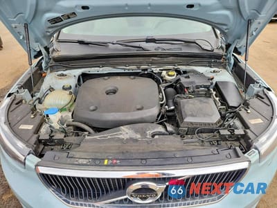 Zdjęcie 11 z 12 samochodu: 2019 VOLVO XC40 T5 MOMENTUM VIN:YV4162XZ7K2007647 - miniatura