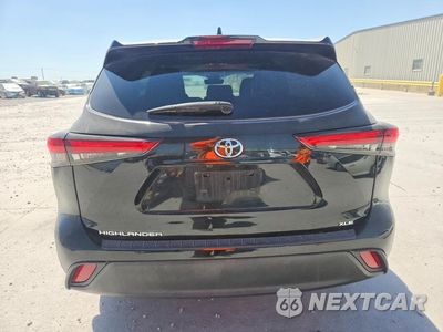 Zdjęcie 6 z 13 samochodu: 2022 TOYOTA HIGHLANDER XLE VIN:5TDGZRAH1NS549045 - miniatura
