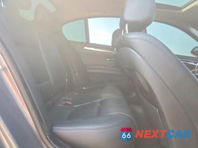 Zdjęcie 10 z 12 samochodu: 2016 BMW 528 XI VIN:WBA5A7C50GG144486 - miniatura