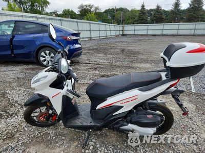 Trzecie zdjęcie samochodu z tyłu: 2024 TZHQIA SCOOTER 150CC VIN:H0DTAEG40RX080533 - miniatura