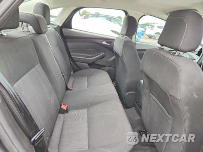 Zdjęcie 10 z 12 samochodu: 2018 FORD FOCUS SE VIN:1FADP3FEXJL298354 - miniatura