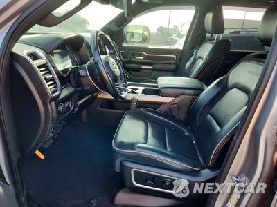 Zdjęcie 7 z 12 samochodu: 2019 RAM 1500 LARAMIE VIN:1C6RREJTXKN616580 - miniatura