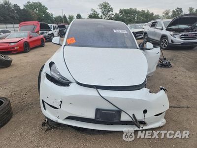 Piąte zdjęcie samochodu w środku: 2021 TESLA MODEL Y VIN:5YJYGDEEXMF299949 - miniatura
