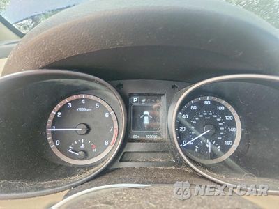 Zdjęcie 9 z 13 samochodu: 2017 HYUNDAI SANTA FE SPORT 2.4L VIN:5XYZU3LB7HG448431 - miniatura
