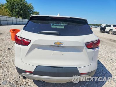 Zdjęcie 6 z 13 samochodu: 2021 CHEVROLET BLAZER 1LT VIN:3GNKBBRA2MS587706 - miniatura