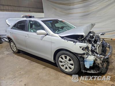 Czwarte zdjęcie samochodu z boku: 2008 TOYOTA CAMRY XLE VIN:4T1BE46K98U210297 - miniatura