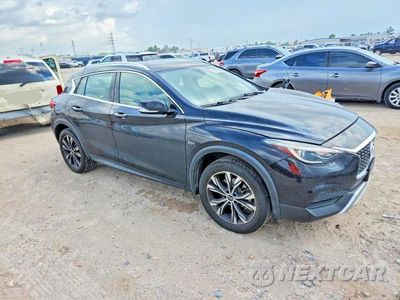 Czwarte zdjęcie samochodu z boku: 2017 INFINITI QX30 LUXURY VIN:SJKCH5CR1HA035128 - miniatura