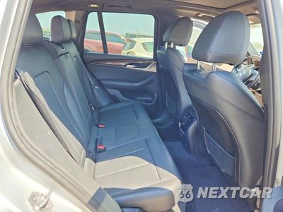 Zdjęcie 11 z 14 samochodu: 2018 BMW X3 XDRIVE30I VIN:5UXTR9C56JLC82550 - miniatura