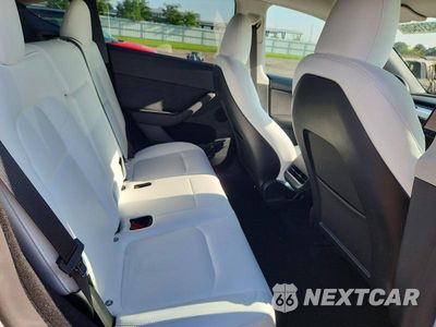 Zdjęcie 10 z 13 samochodu: 2023 TESLA MODEL Y VIN:7SAYGDEE8PF815023 - miniatura