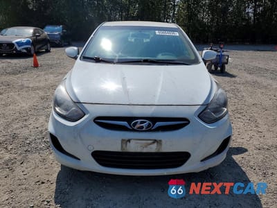 Piąte zdjęcie samochodu w środku: 2013 HYUNDAI ACCENT GLS VIN:KMHCT4AE1DU332822 - miniatura