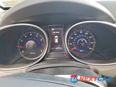 Zdjęcie 9 z 12 samochodu: 2014 HYUNDAI SANTA FE SPORT 2.0T VIN:5XYZWDLA2EG166443 - miniatura
