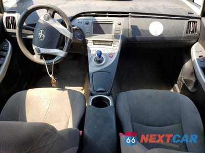 Zdjęcie 8 z 12 samochodu: 2012 TOYOTA PRIUS TWO VIN:JTDKN3DU1C1586778 - miniatura